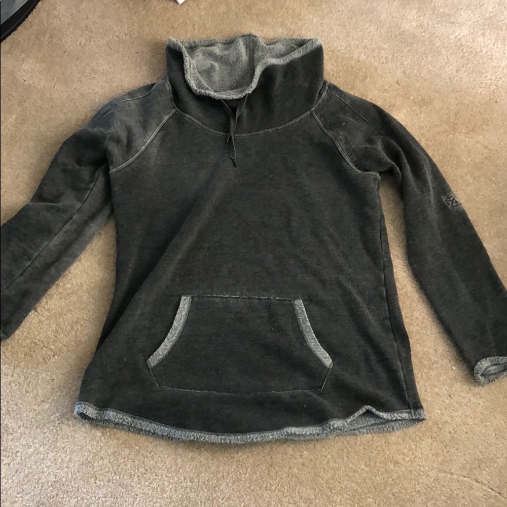 CK sweater